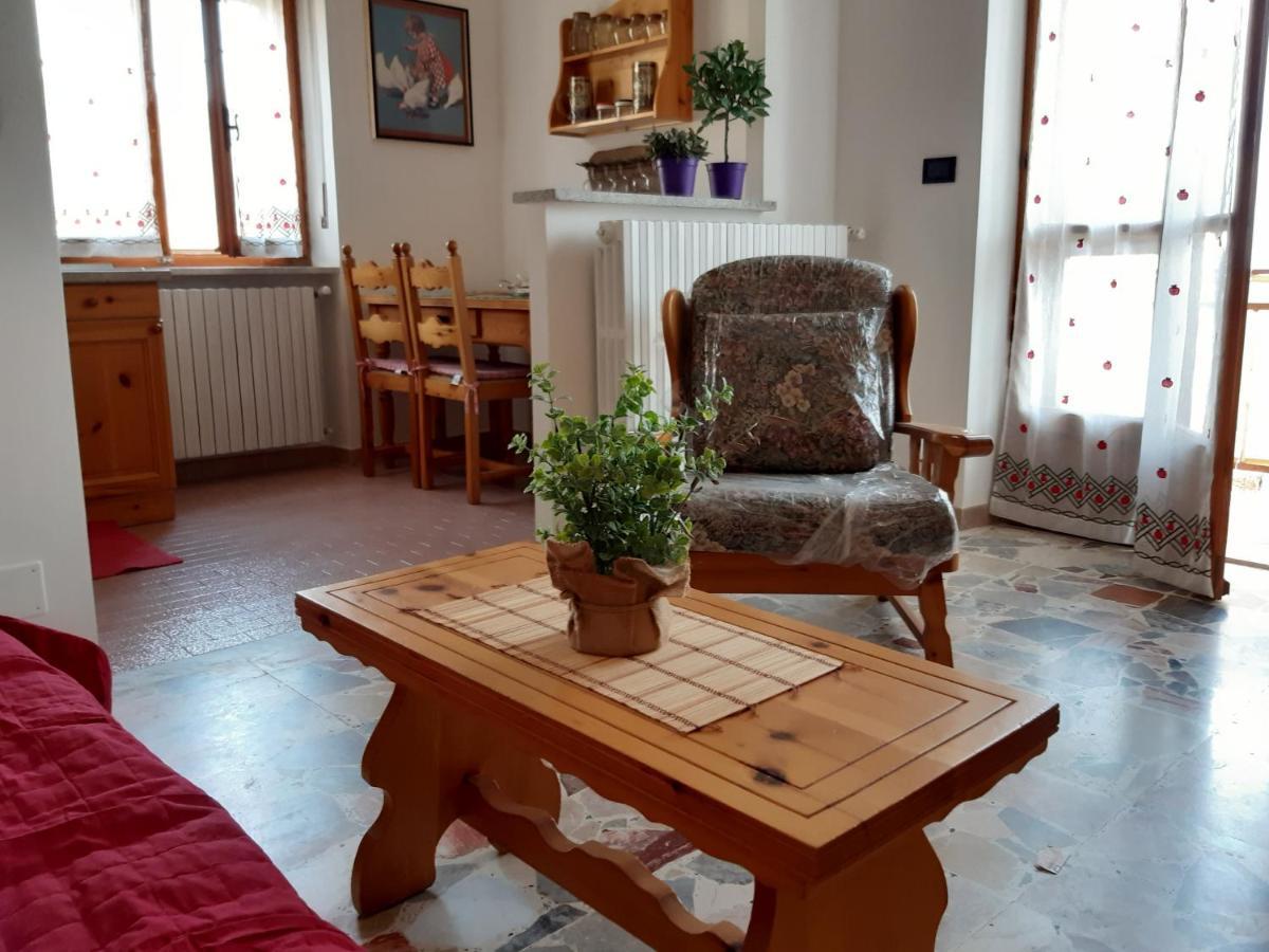 Grazioso Bilocale Merlino, Luminoso Con Vista Santuario, Wifi Giaveno Exterior photo