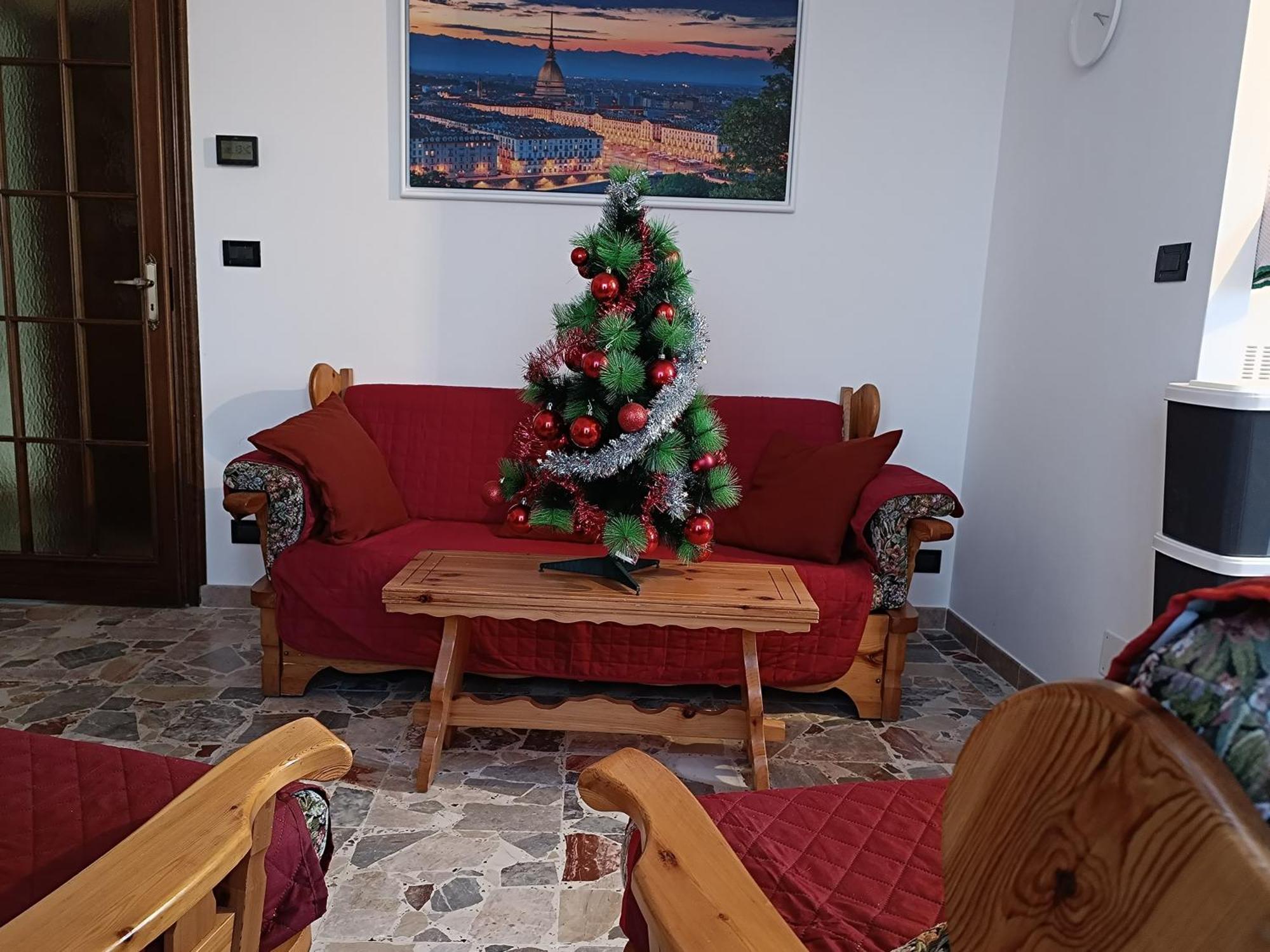 Grazioso Bilocale Merlino, Luminoso Con Vista Santuario, Wifi Giaveno Exterior photo