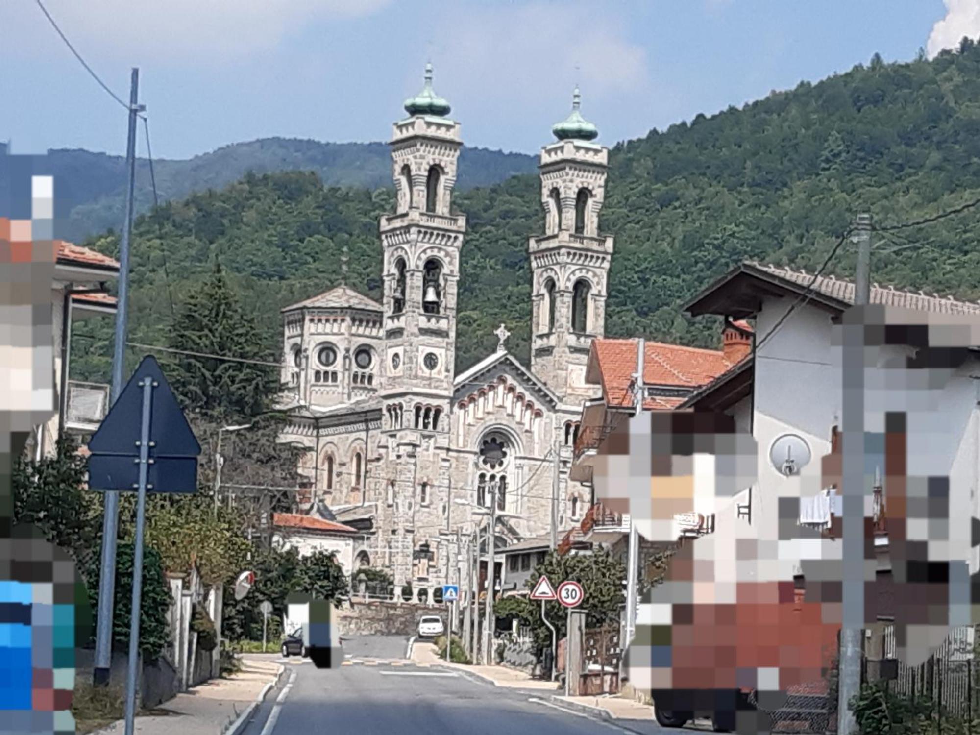 Grazioso Bilocale Merlino, Luminoso Con Vista Santuario, Wifi Giaveno Exterior photo